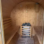 Askanier, 아파트 *