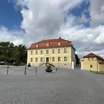 Askanier, * 발렌슈테트