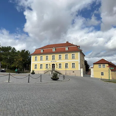 Askanier, * Ballenstedt